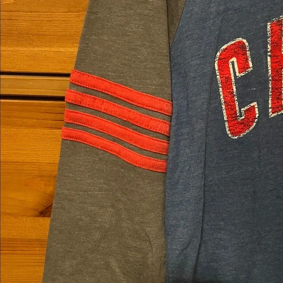 MLB National League Chicago Cubs Campus Lifestyle Long Sleeve Tee small - Picture 3 of 8